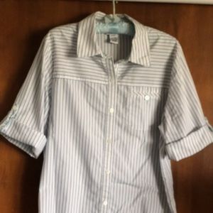 Cotton /polyester blouse.